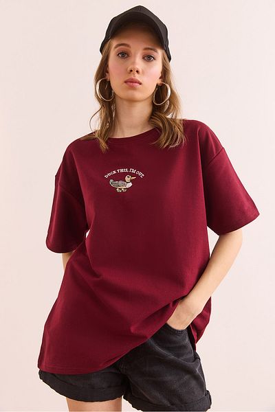 Olalook Γυναικείο μπλουζάκι Duck Burgundy με λεπτομέρεια άνετη εφαρμογή TSH- 19000840