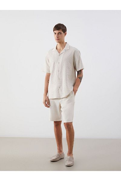 LC Waikiki Ανδρικό κοντομάνικο ριγέ πουκάμισο LCW Vision Regular Fit