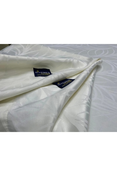 NİVEMESHOME Nivemeshome 140X180 Cream Leaf Patterned Stain-Proof Table Cloth