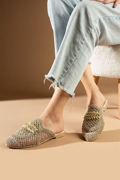 FUGA MODA Karzev Beige Colored Leaf Stone Straw Embroidered Slippers