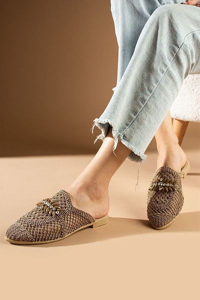 FUGA MODA Κεντημένες παντόφλες Karzev Mink από πέτρα από άχυρο