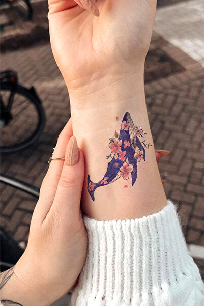 BP Tattoo Beluga Renkli Düş Kapanı Ve Uçurtma Dövmesi