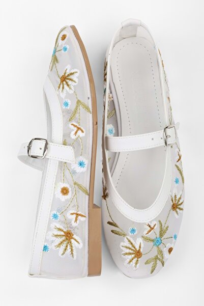 Shoeberry Women's Floral White Mesh Ballerinas