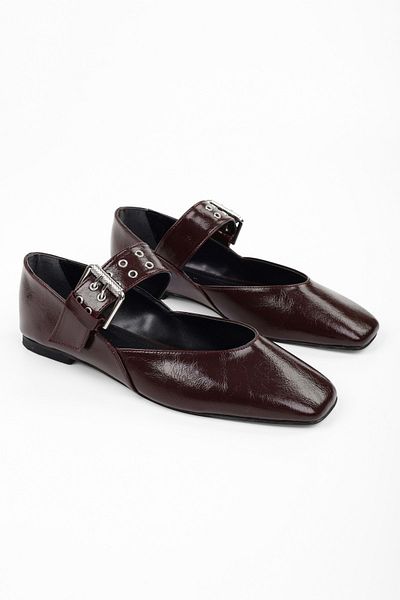 Shoeberry Damen-Ballerinas Vell Burgundy Skin mit Gürtelschnalle