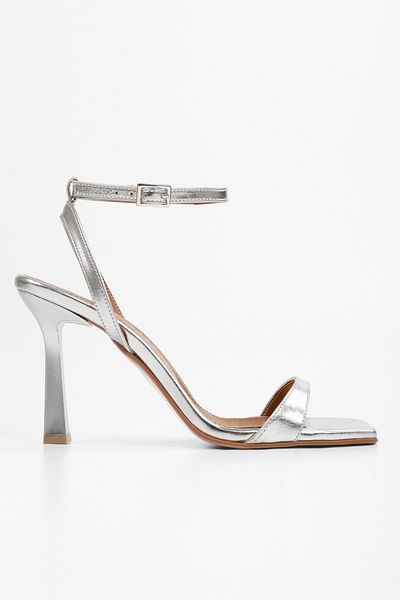 Shoeberry Damskie buty Zerra Silver Shiny Single Strap High Heel