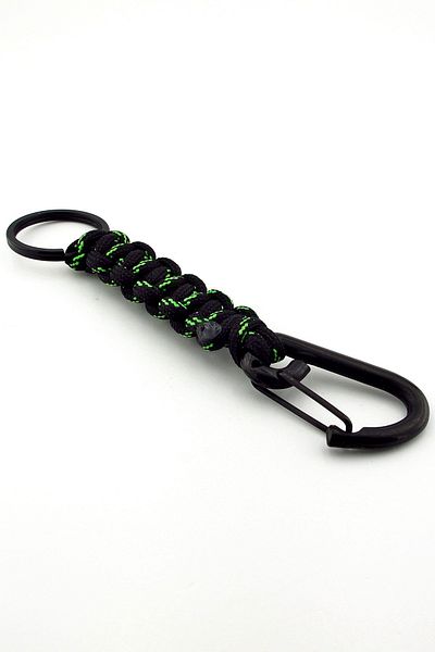 Solfera Outdoor Hook's Camping Kh C324's in Black to Black Green Paracord