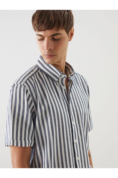 LC Waikiki Ανδρικό πουκάμισο με ριγέ κοντομάνικο New Season Regular Fit - S5NC46Z8