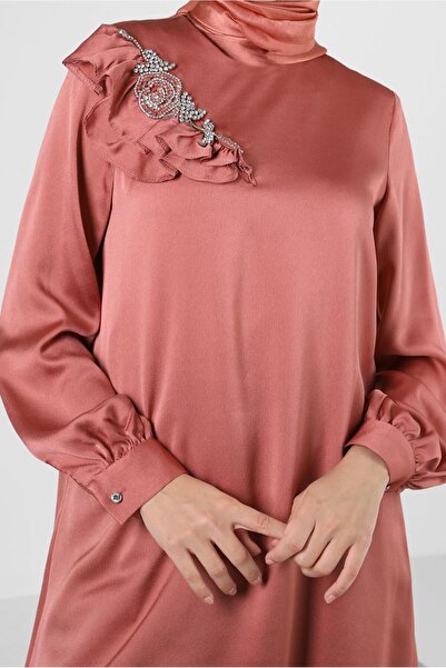 Alvina FLYWHEEL DETAIL SATIN TUNIC 43511