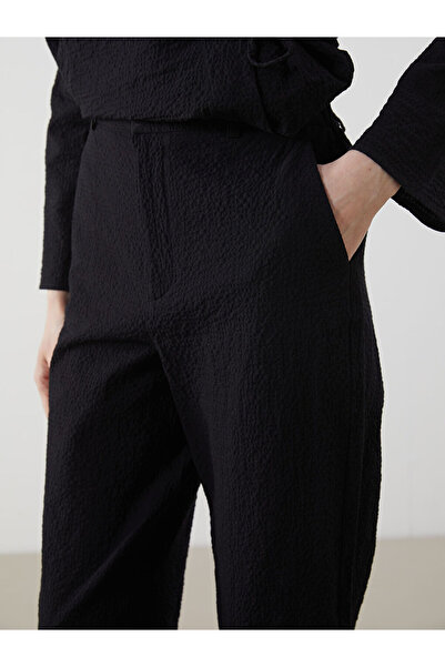 LC Waikiki LCW Modest Siyah Loose Fit Dokulu Kadın Pantolon
