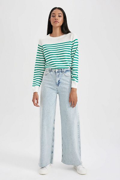 DeFacto Pulover din tricot moale cu dungi cu gât crew - Regular Fit Z1317az23wn