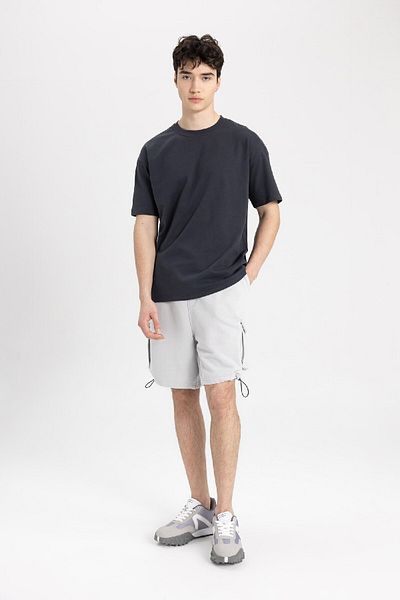 DeFacto Oversize Fit Straight Leg Shorts B8793AX24SM