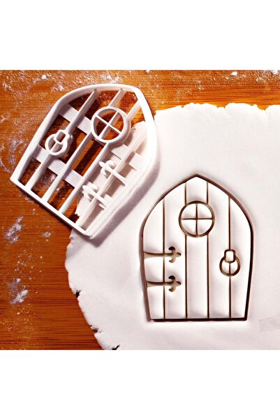 Hobist بيت حكاية الخيال الخشبي - باب من لب البسكويت والسكر