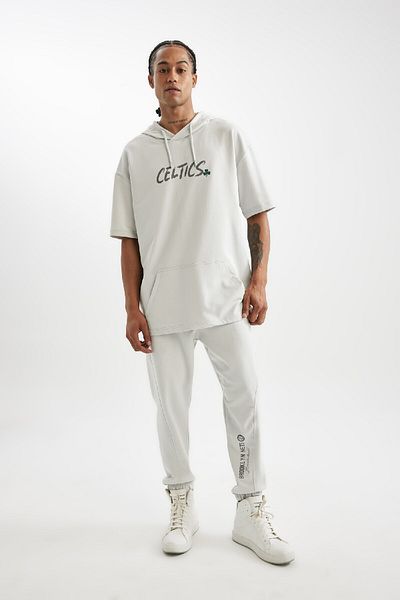 DeFacto NBA Boston Celtics Oversize-T-Shirt mit Kapuze – Rückendruck, kurze Ärmel 3155846