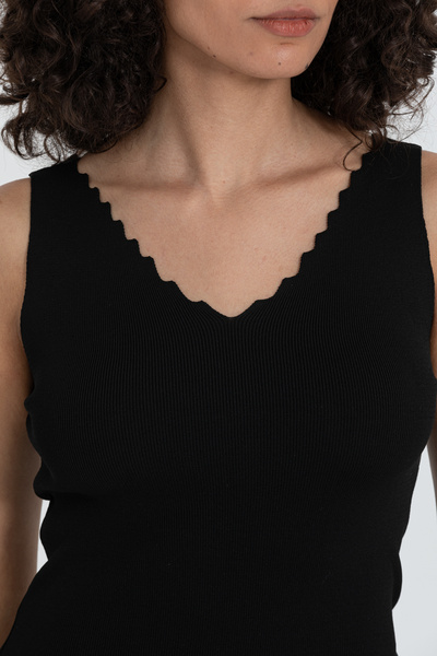 İLKCET MODA Γυναικείο πλεκτό μπλουζάκι με κομμένο γιακά