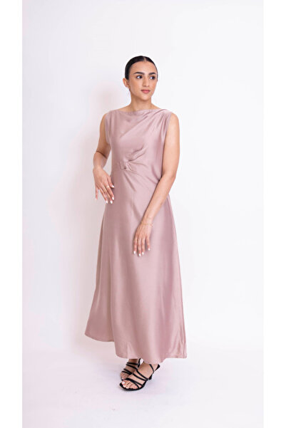 outline Beige silk dress with three side pleats