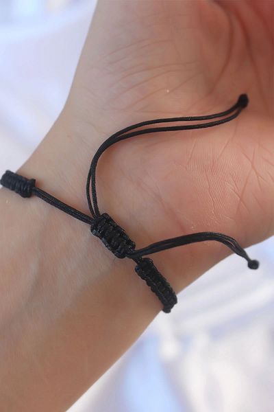 Clariss Silver Color Zircon Stone Crown Figure Macrame Bracelet