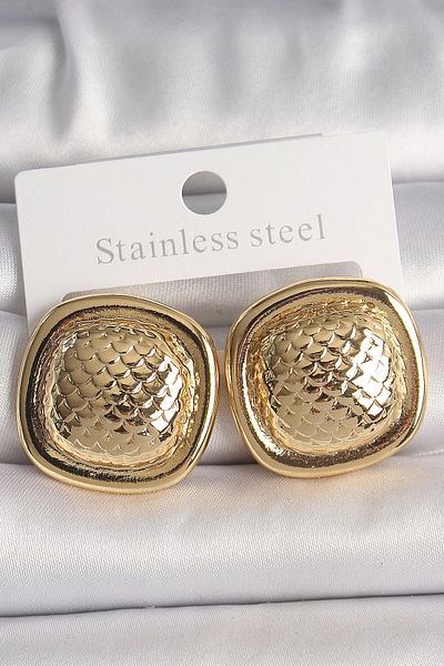 Clariss Brass Gold Color Embroidered Square Model Women's Earrings
