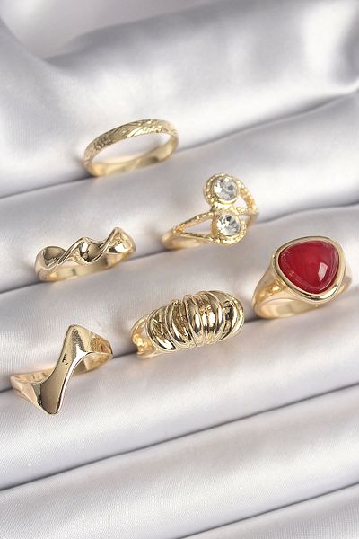 Clariss Brass Gold Color Spiral Mode Zircon Stone Spiral Detail Set of 6 Women's Rings