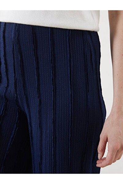 LC Waikiki Elastic Waist Textured Wide Leg Women's Trousers