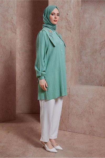 Alvina EMBROIDERED COLLAR TUNIC 43929