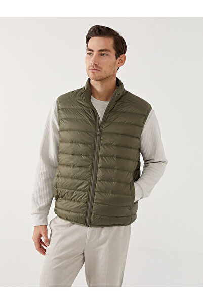 LC Waikiki Standard Mold Stand Collar Men's Puffer Vest