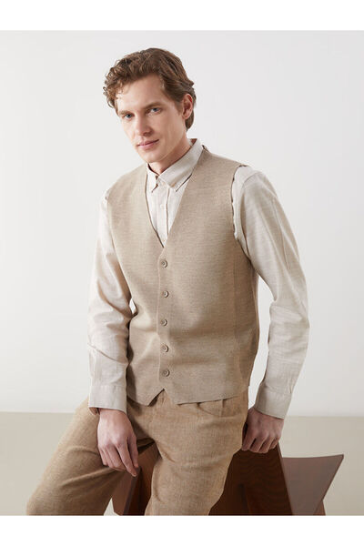 LC Waikiki Peak New Season Standard Fit V-Neck Men's Knitwear Vest