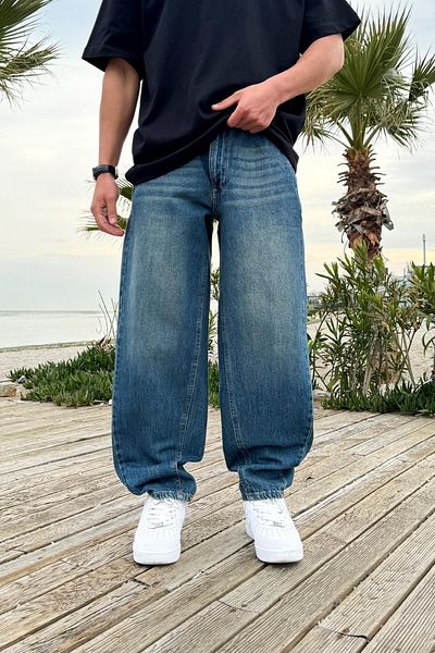 Flaw Wear Baggy Jean with Back Belt Detail