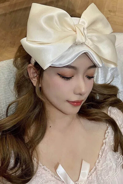 TAKIŞTIR Krem Renk Kurdele Figürlü Saten Uyku Bandı