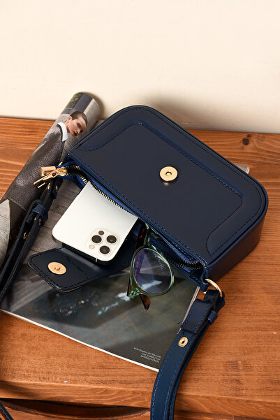 Handley Жіноча стильна сумка на плечо з регульованою довжиною ремінця, виготовлена з високоякісних матеріалів