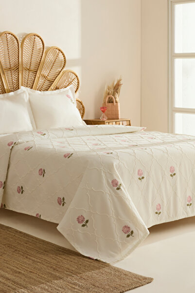 Karaca Home Hilary Floral Embroidered Double Pike/Bed Cover Set Powder