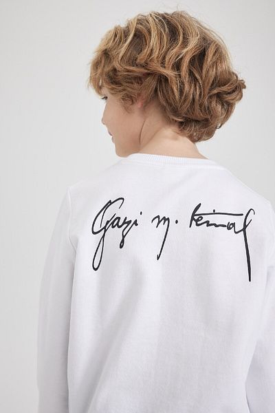 DeFacto Boys' Ataturk Printed White Sweatshirt Z7680a623sp