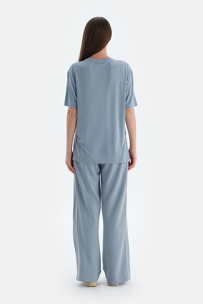 Dagi Tricou de damă albastru deschis cu detaliu modal