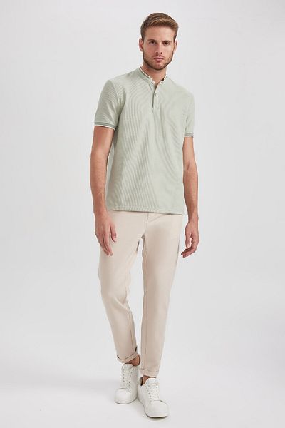 DeFacto Slim Fit Slim Fit Stand γιακάς με κοντό μανίκι βάφλα πόλο T-shirt Z4262az23sp