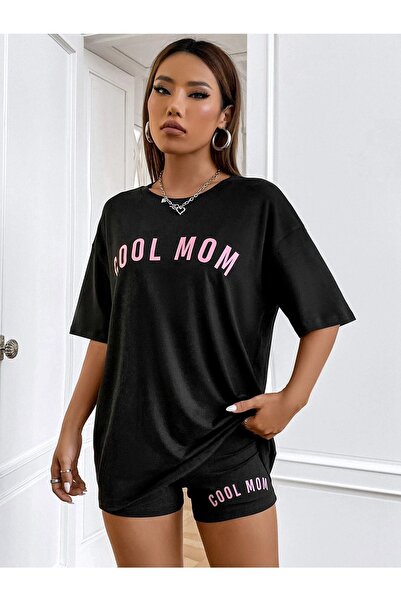 DUBU BUTİK Cool Mom T-shirt - Μαύρο εμπριμέ κοντομάνικο μπλουζάκι με λαιμόκοψη