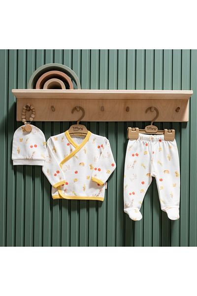 Tiffany Baby Strawberry Organic Theme 3-Piece Bodysuit Set