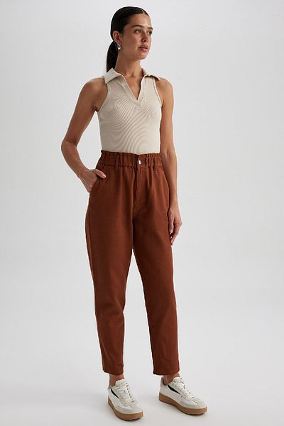 DeFacto Gabardine Baggy Pants - 100% Cotton, S2790az23wn Model
