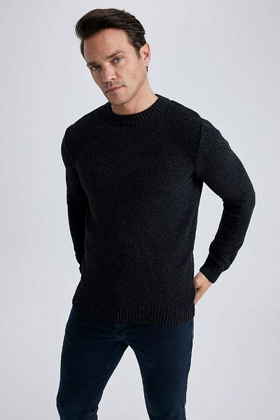DeFacto Standard-Passform, normaler Schnitt, strukturierter Strickpullover mit Rundhalsausschnitt A5183ax23wn