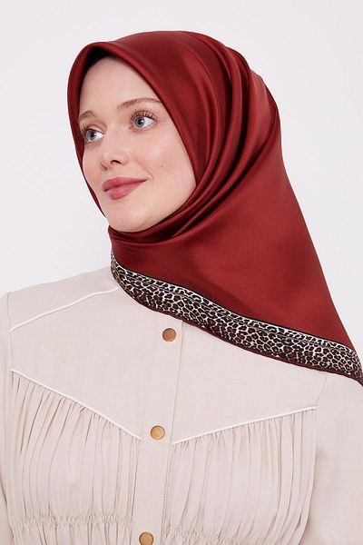 Levidor Μπορντό Leopard Pattern Twill Silk Φουλάρι