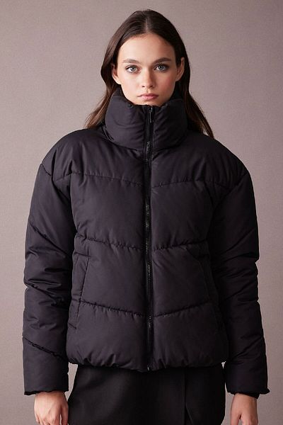 DeFacto Wasserdichte Pufferjacke mit Stehkragen und Relax Fit - A3631ax23wn