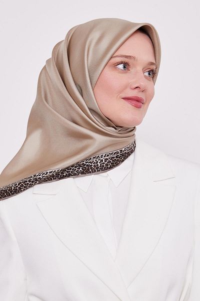 Levidor Μεταξωτό μαντίλι με μοτίβο βιζόν Leopard Twill