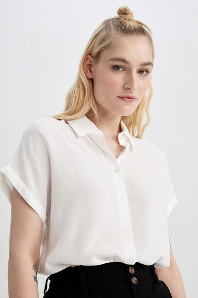 DeFacto Regular Fit Short Sleeve Shirt U2742az23sm