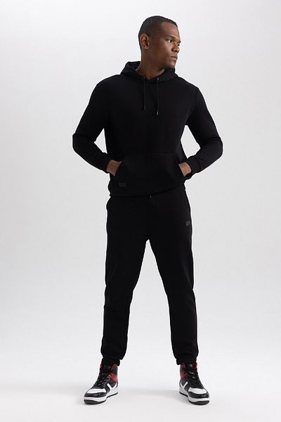 DeFacto Regular Fit Jogger Sweatpants with Pockets Elastic Waist Leg X8286Az23Au
