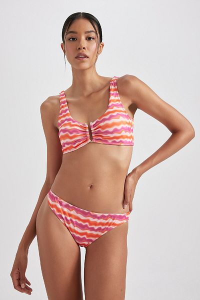 DeFacto Fall In Love Regular Fit Pattern Bikini Bottom A9239ax23hs