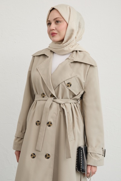 InStyle Κρεμ καμπαρντίνα με λεπτομέρεια σταυρωτής τσέπης