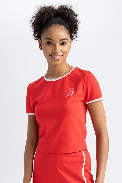 DeFacto Fit Cropped T-Shirt A7034Ax23Hs - Crew Neck Athlete Short Sleeve