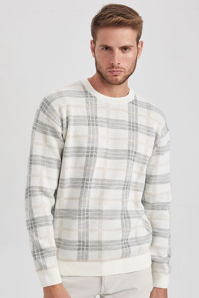 DeFacto Relax Fit Strickpullover mit Rundhalsausschnitt und Muster Y0619az23wn
