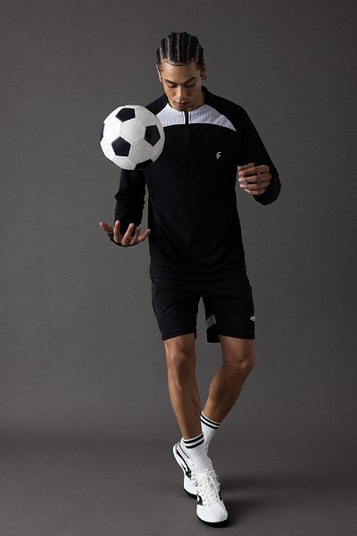 DeFacto Slim-Fit-Sportshorts mit schmaler Passform – kurzes Bein B5028ax24sp