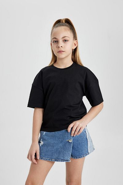 DeFacto Girl's Crew Neck Crop Basic Solid Short Sleeve T-Shirt Z5095A624Sm