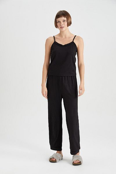 DeFacto Regular Fit Strappy Casual Pajama Top Fall in Love
