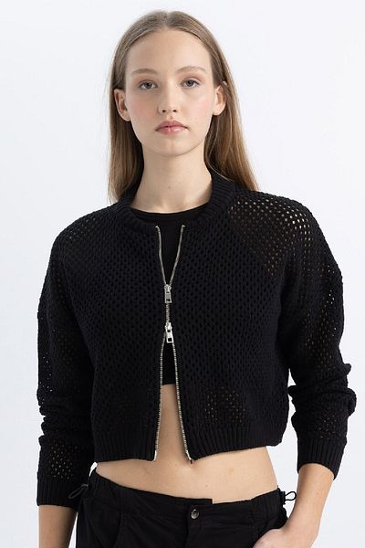 DeFacto Coool Fitted Crop Zip Strickjacke B6718ax24sp